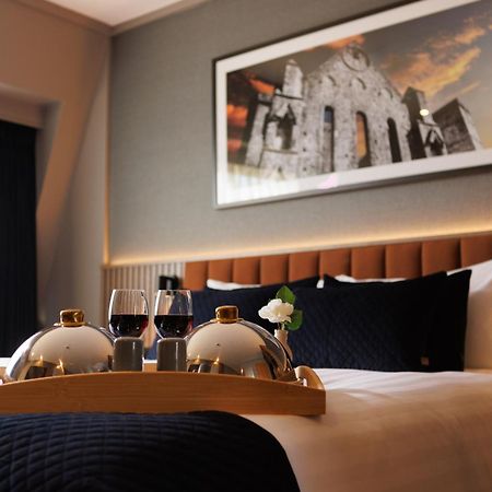 Talbot Hotel Clonmel Extérieur photo