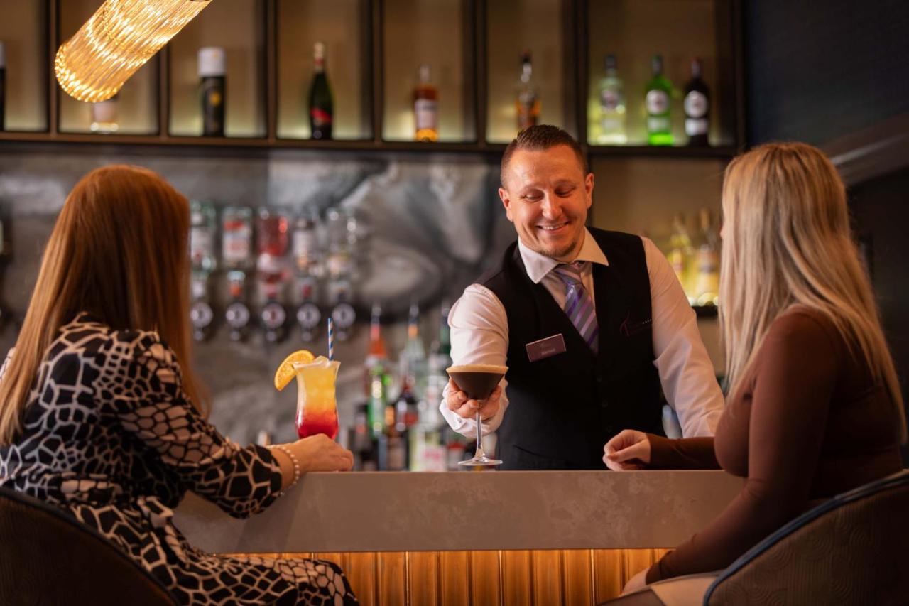 Talbot Hotel Clonmel Extérieur photo